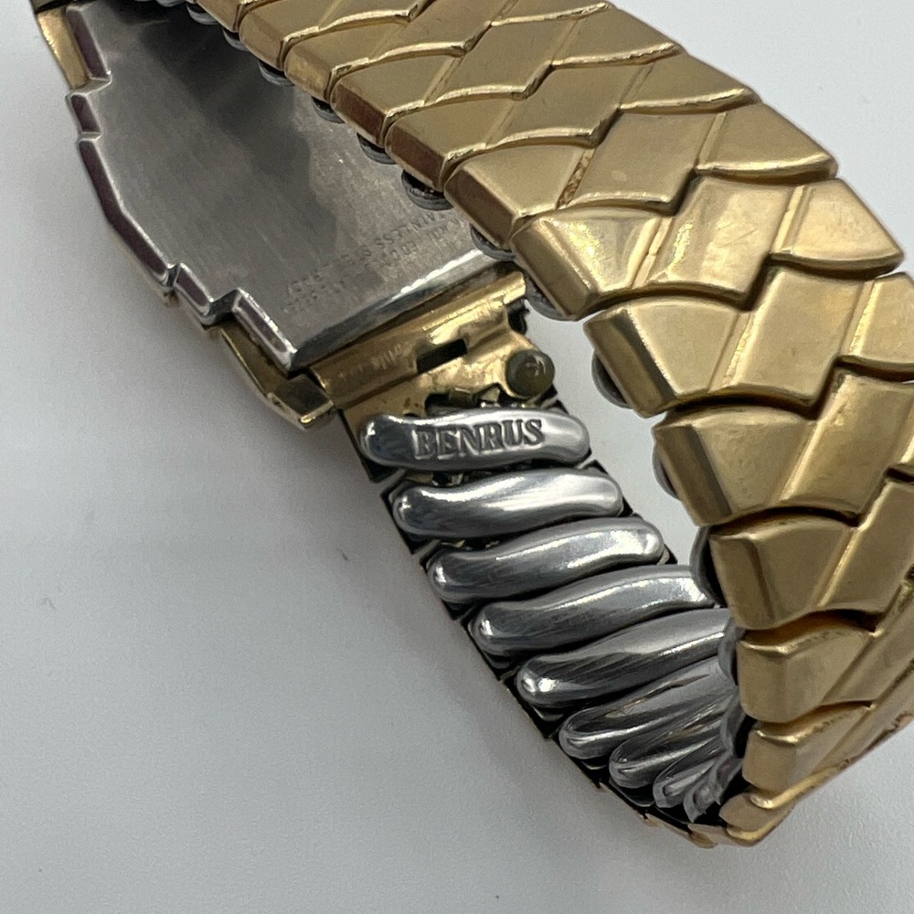 Benrus Official Watch Of Famous Airlines Gem Benrus official watch of famous airlines gem